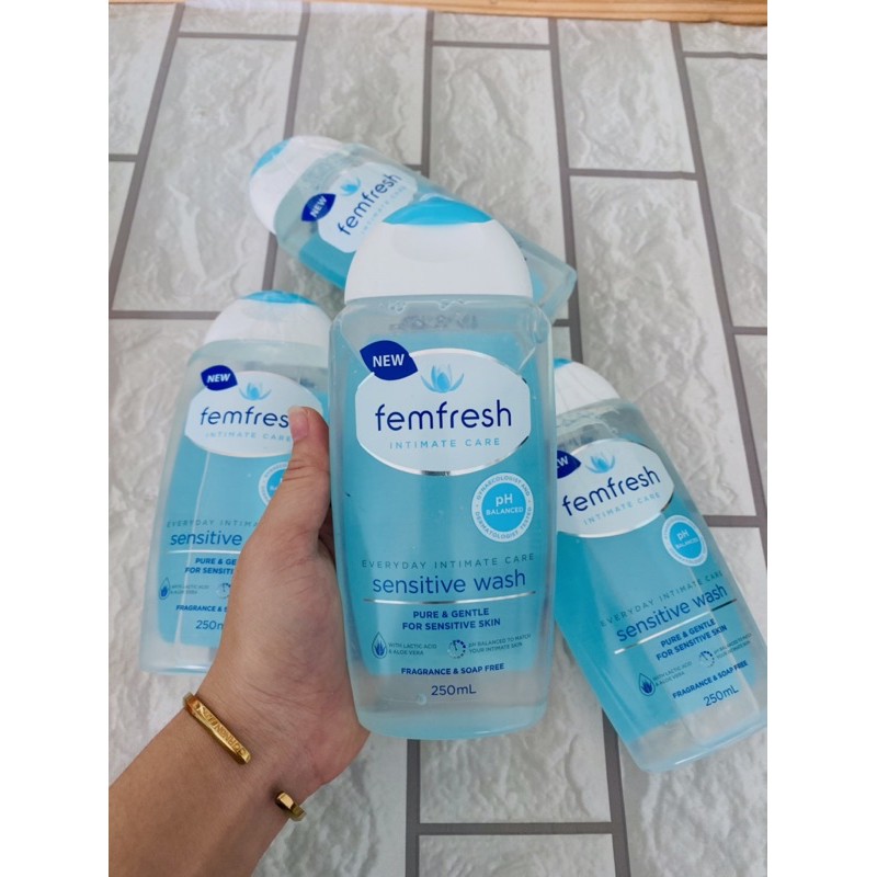 Dung Dịch Vệ Sinh Femfresh
