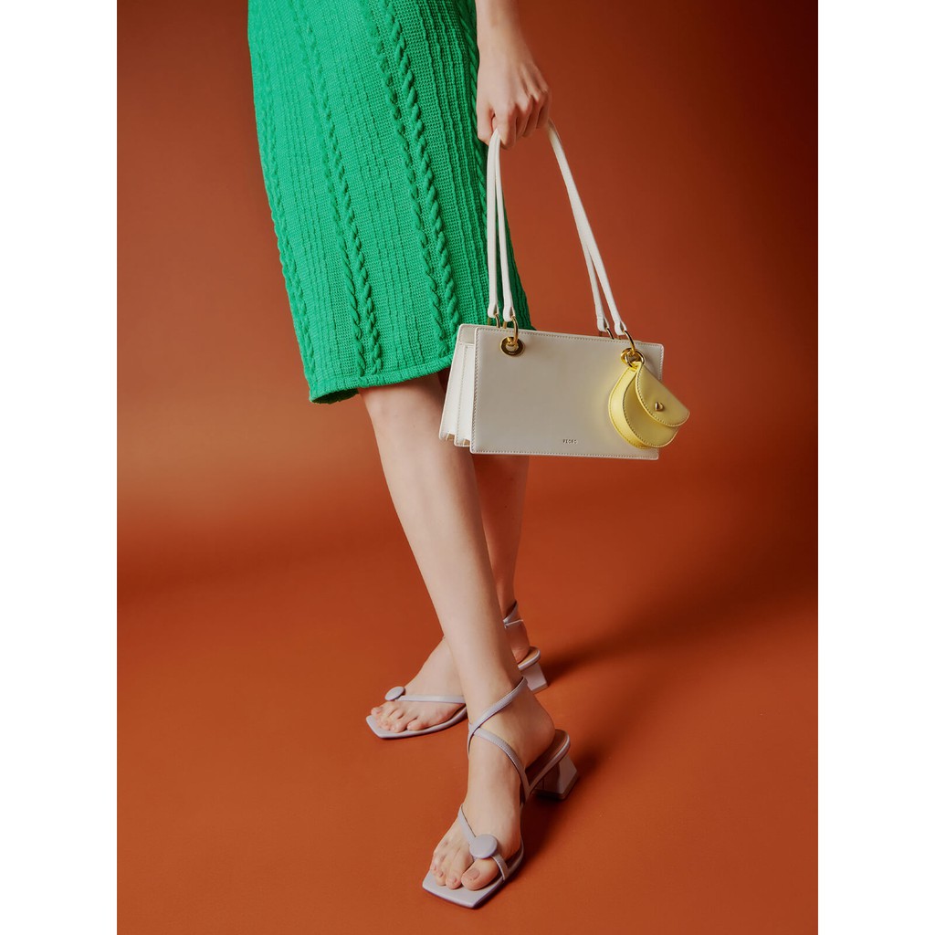 Đồng Phục Hóa Trang Charles & Keith / Pedro Singapore