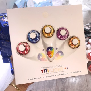 Máy massage đẩy tinh chất tri-light, limited edition optimizer voyage tri-light
