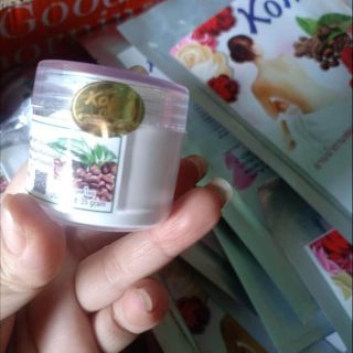 Kích trắng kone cà phê