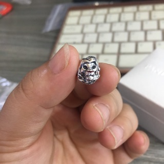 Hạt charm bạc vua sư tử