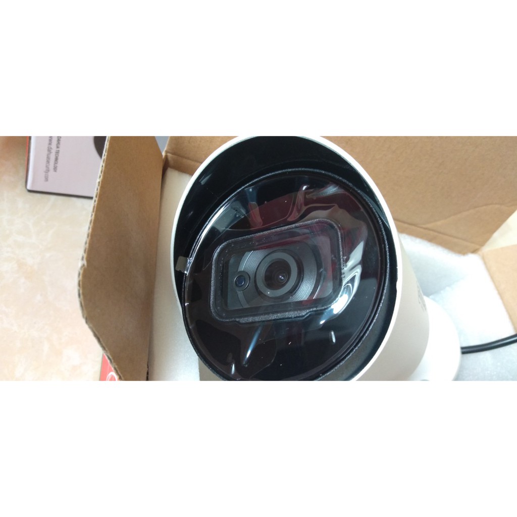 Camera giám sát hình ảnh tuyệt đẹp 2MP FULL HD 1080P Dahua HFW1200TP-S4 | BigBuy360 - bigbuy360.vn