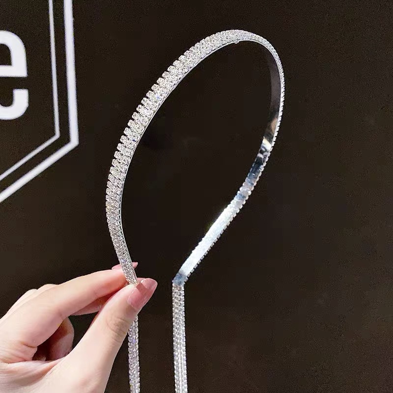 Kẹp tóc tua rua đính đá lấp lánh xinh xắn