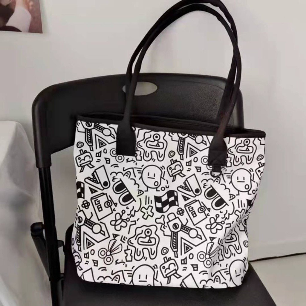 Túi tote đeo vai vải canvas sức chứa lớn hoạ tiết hoa văn độc đáo phong cách Harajuku Hàn Quốc dành cho nữ