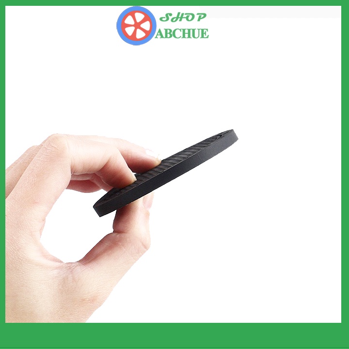 Bộ 2 miếng lót cốc nước bằng sợi carbon dùng trên xe hơi