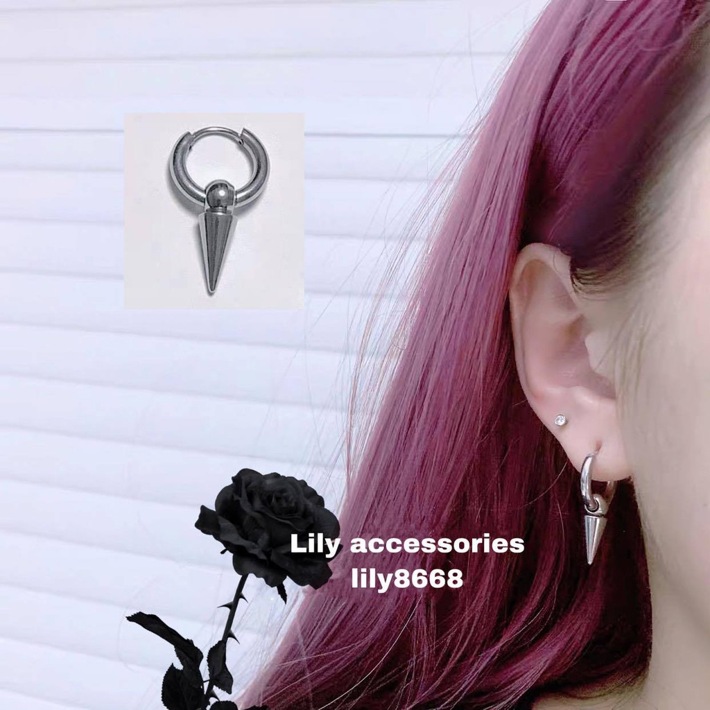 khuyên tai titan mũi nhọn không gỉ không đen