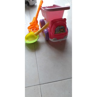 đồ chơi xe chở cát cho bé