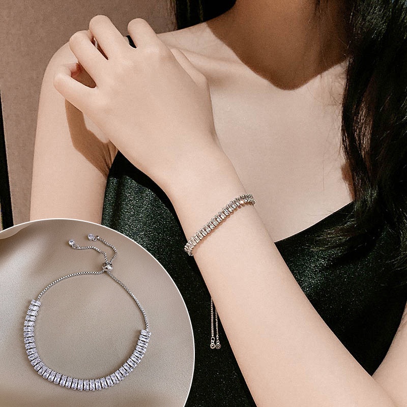 Vòng tay lắc tay nữ hợp kim titan cao cấp đính đá thời trang DTOnline (chọn màu) M1