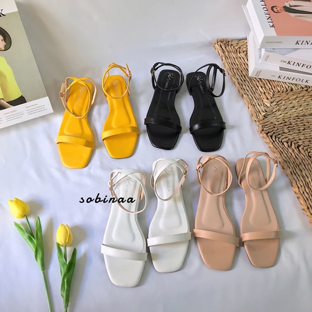 Sandal đinh siêu xinh xắn