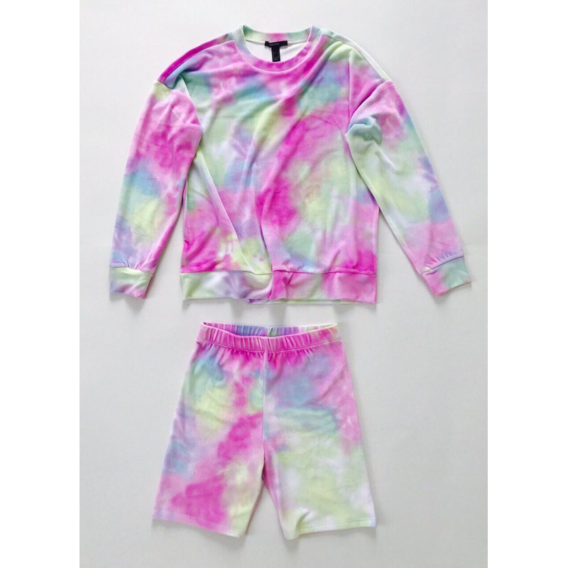 Set áo nỉ và quần biker F21 dư xịn | BigBuy360 - bigbuy360.vn