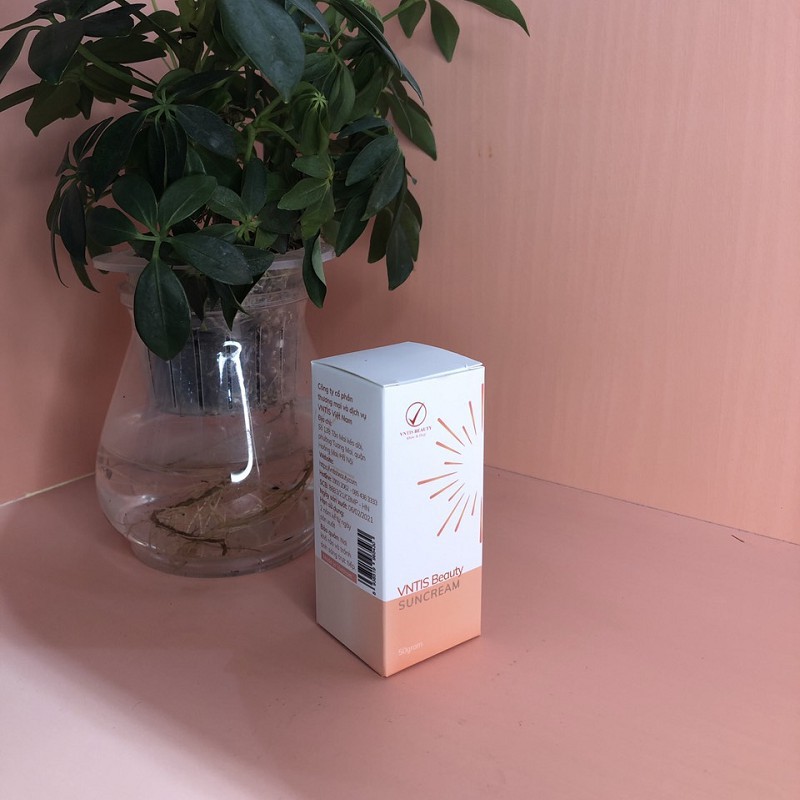 Kem chống nắng mịn mượt không bóng dầu bảo vệ da hoàn hảo | BigBuy360 - bigbuy360.vn