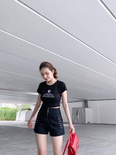 Áo thun croptop thêu hoa cúc