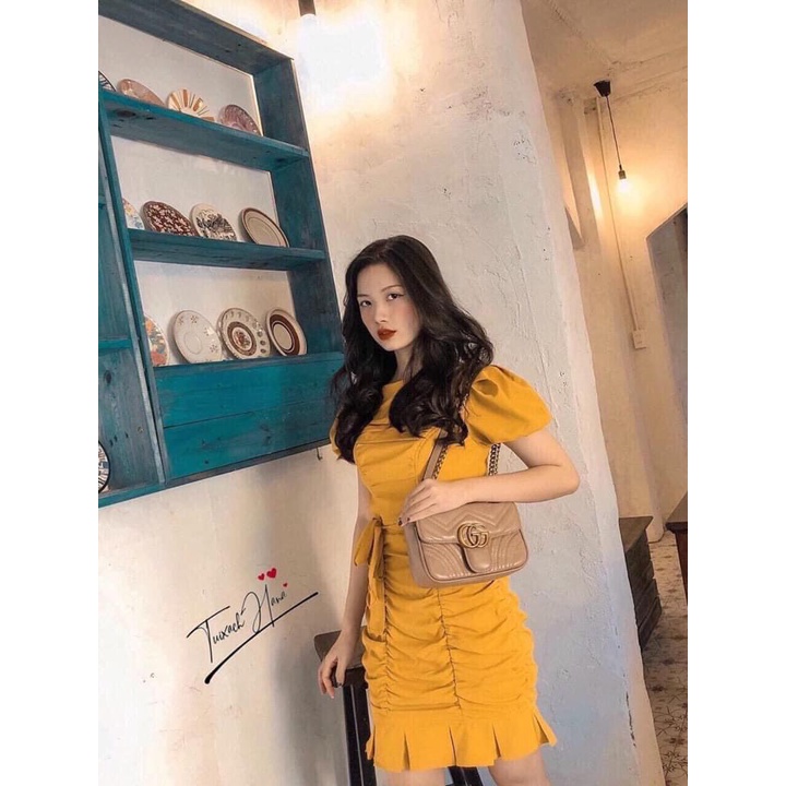 Túi Đeo Chéo GC Hot Hit Hai Màu Đen Be Size 18-22