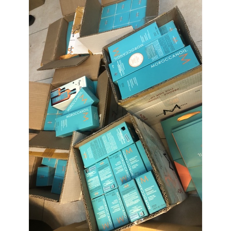 Tinh dầu dưỡng phục hồi tóc hư tổn khô xơ Moroccanoil Treatment Oil 200ml | BigBuy360 - bigbuy360.vn