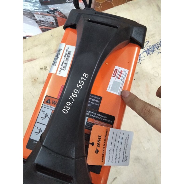 Máy hàn que Jasic ZX7-200 PRO bảo hành 18 tháng