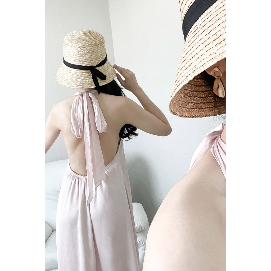 Đầm Maxi VIENNE TRAN Cổ Yếm O63M22H001