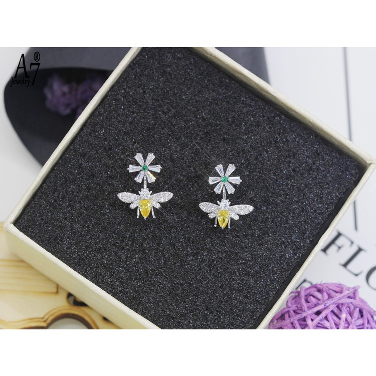 Đôi khuyên tai hình chú ong đính đá thời trang cho nữ