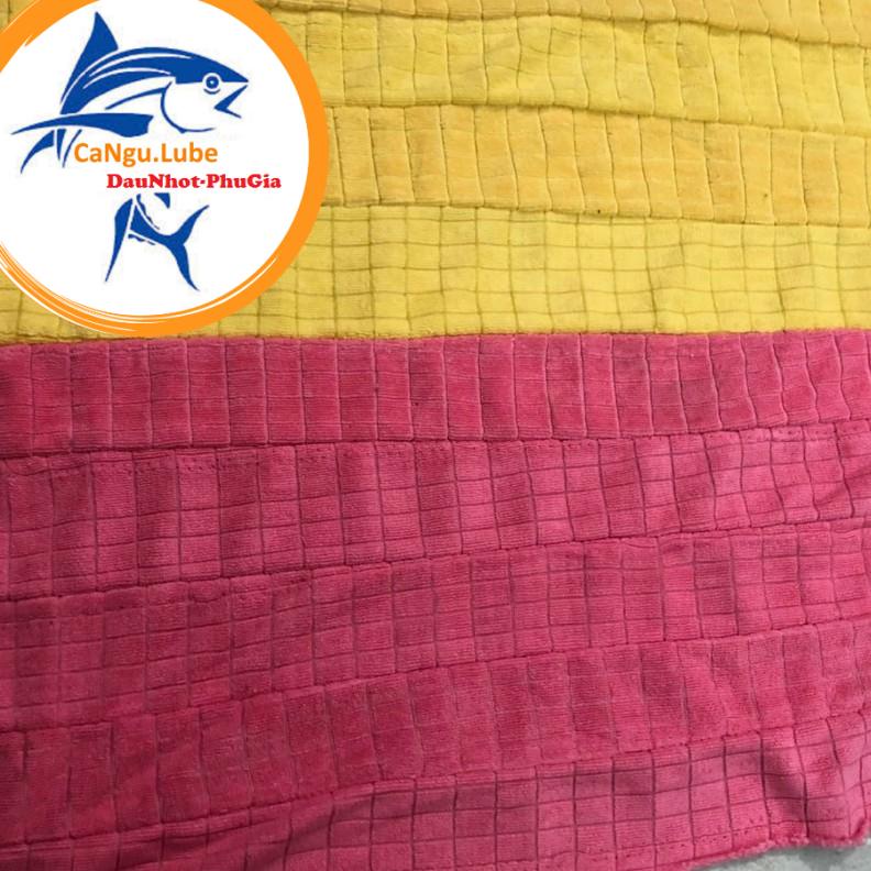 Khăn lau microfiber chuyên dụng dành cho ô tô và xe máy, Khăn lau microfiber nối từ nhiều mảnh nhỏ giá rẻ