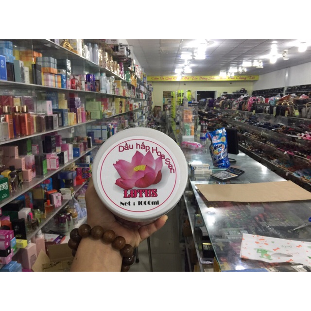 Ủ tóc Hoa Sen 1000ml