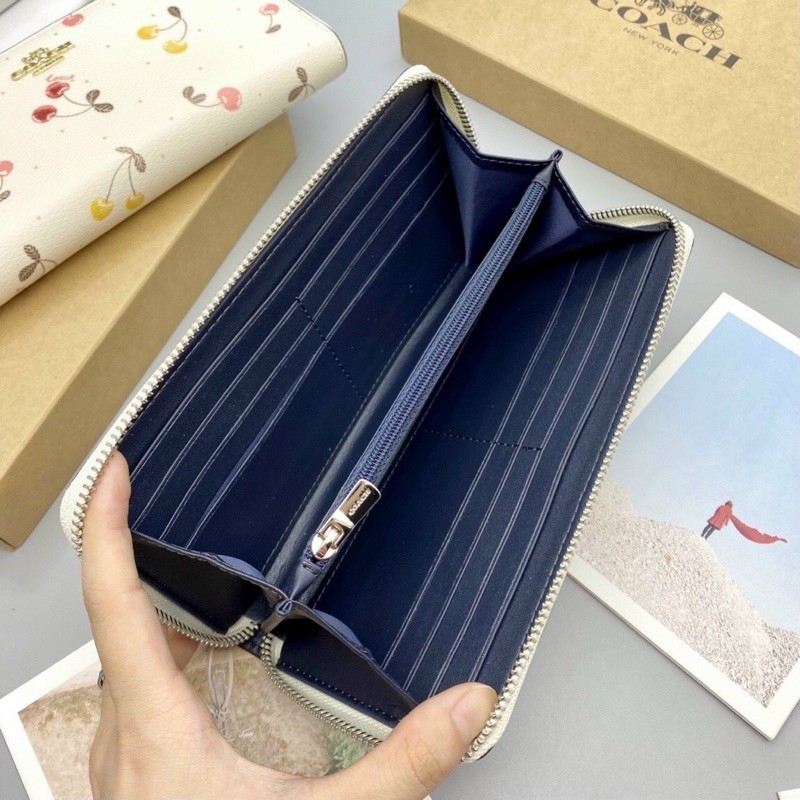 VÍ COACH C2893-1813