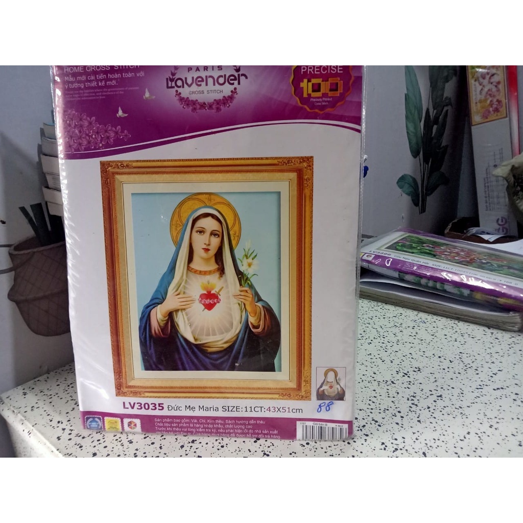 Tranh thêu đức mẹ Maria KT:43x51cm,tranh chưa thêu.Tặng kéo và xỏ chỉ.