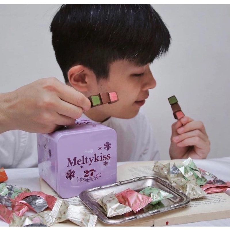 Kẹo Chocolate MeltyKiss Nhật Bản DATE 10/2023