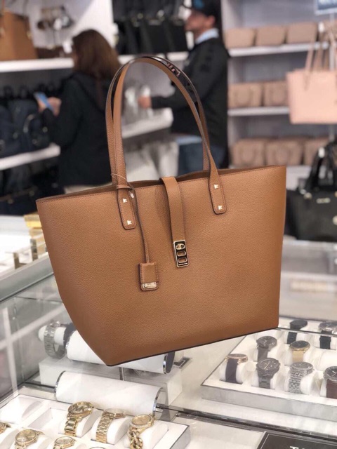 Túi michael kors 45cm chính hãng sale