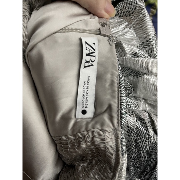 Đầm kiểu xẻ ngực siêu sexy Zara săn sale sẵn size Xs