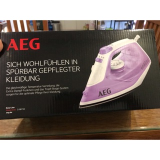 Bàn là AEG