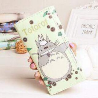 Ví totoro.