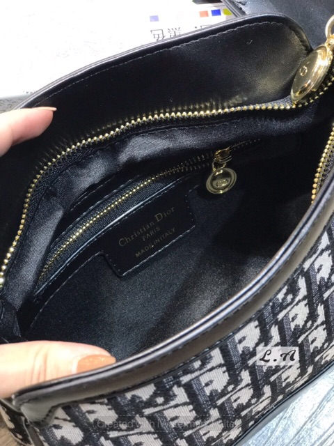 Túi size 22cm 2 quai fullbox