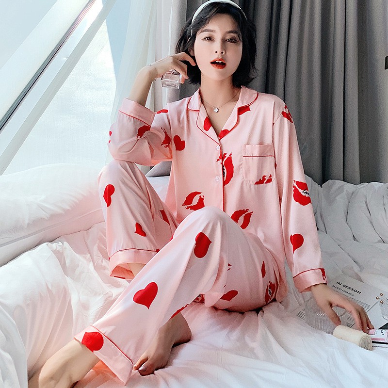 Bộ đồ ngủ pijama lụa cao cấp | BigBuy360 - bigbuy360.vn