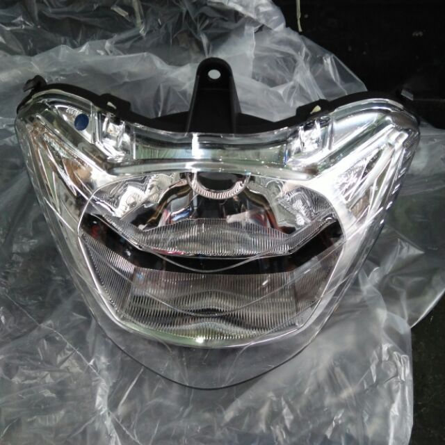 Pha đèn Sh150 2010 Ý