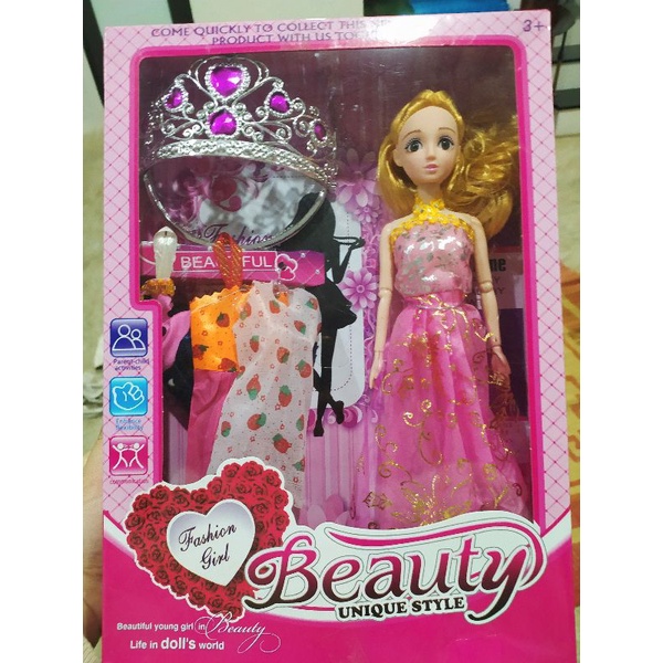 Búp bê barbie xinh xắn, dễ thương kèm phụ kiện