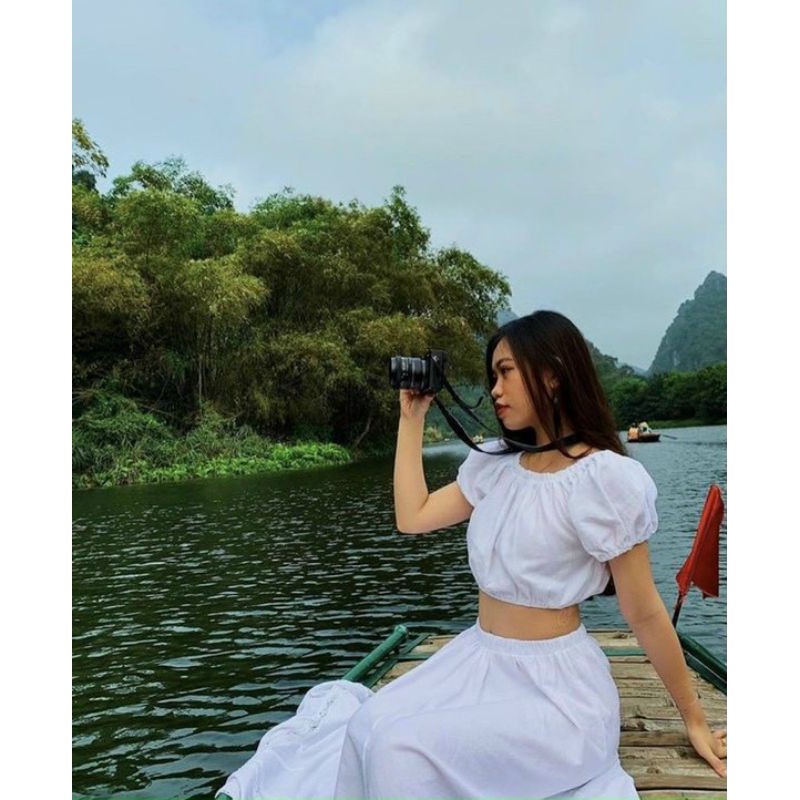 set áo bẹt vai + chân váy xòe midi trắng