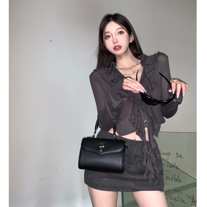 QKOOLE  Áo croptop Dệt Kim Tay Dài Cổ Chữ V Phong Cách Hàn Quốc Cho Nữ