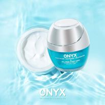 KEM DƯỠNG KHÓA ẨM TRẮNG DA ONYX