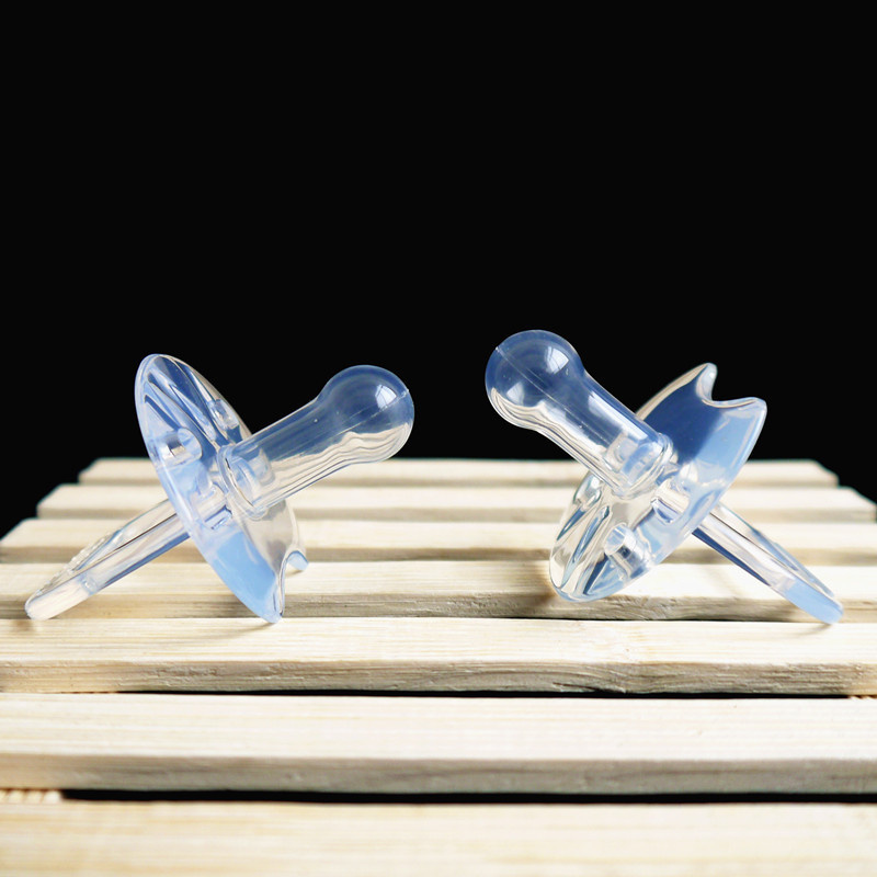 Núm Ti Giả Bằng Silicone An Toàn Cho Bé