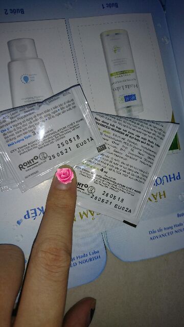 Dầu tẩy trang Hadalabo 4ml và sữa rửa mặt 3g | BigBuy360 - bigbuy360.vn