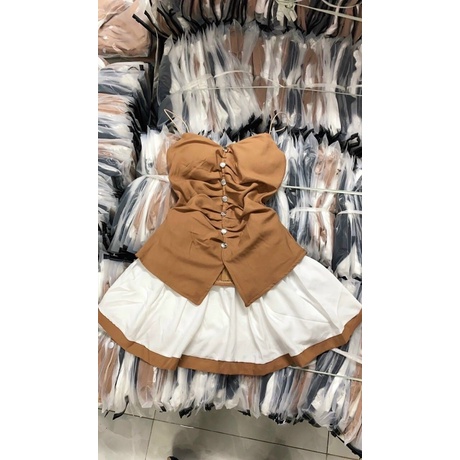 Set Bộ Áo Dây Cổ V Cúp Đính Núc Khuy Vạt Xẻ Kèm Chân Váy Xếp Ly