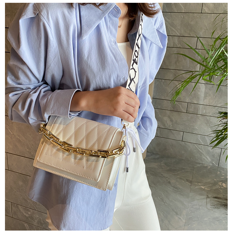 Túi Đeo Chéo Phối Dây Xích Thời Trang Dành Cho Nữ