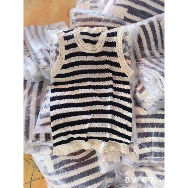 VÁY LEN XUÔNG KẺ VIỀN TRẮNG