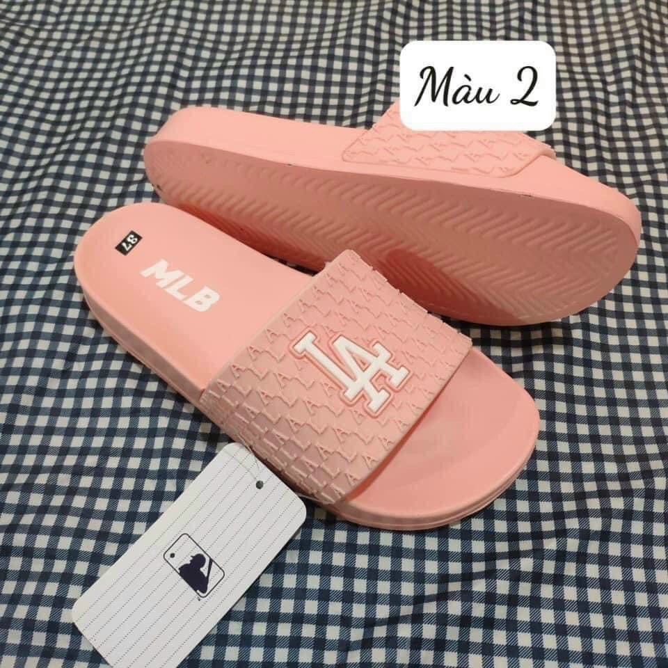 Dép nam nữ DG Dolce quai ngang, đế cao su non - Dép quai ngang vân nổi logo chữ DG hoa văn cao cấp