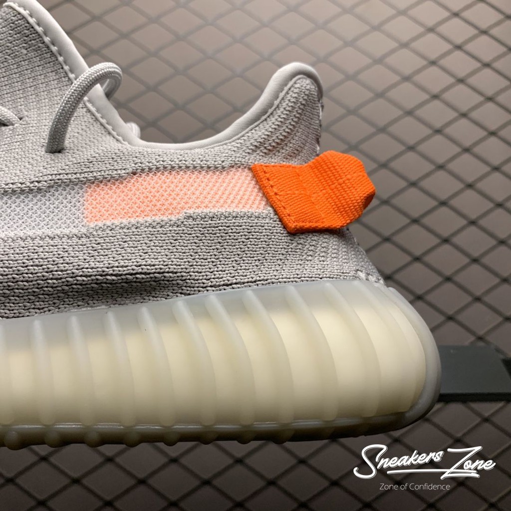 Giày Thể Thao Sneaker Nam Nữ YZ 350 V2 Tail Light Xám Móc Cam