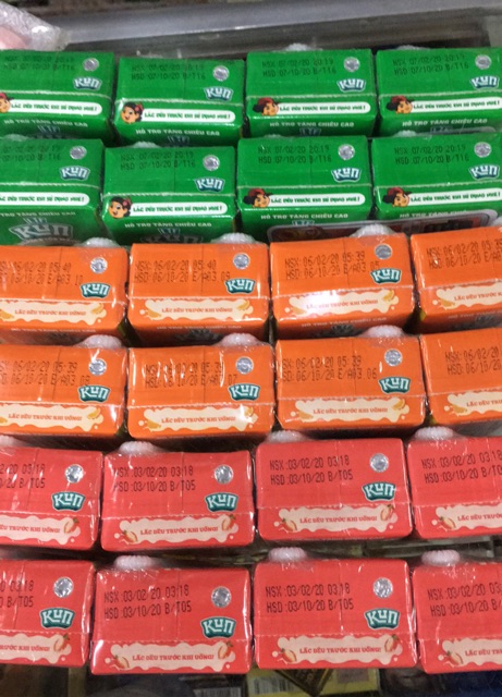Sữa Trái Cây Kun Đủ Vị Lốc 4 hộp bé x 110ml