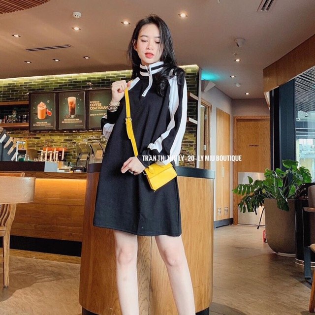 Đầm thun đen phối màu cổ cao dây kéo độc lạ dáng thể thao
