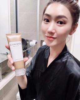 SỬA RỮA MẶT MADAGASCA SKIN1004 - 125ML