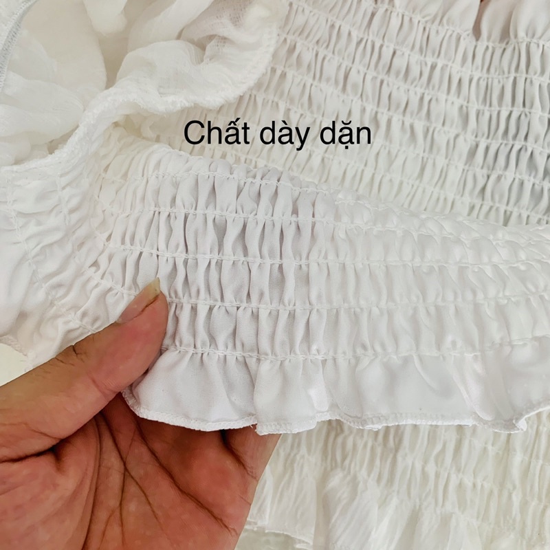 Sét áo chân váy vải voan nhẹ nhàng bay bổng với chân váy xòe hai tầng lưng thung