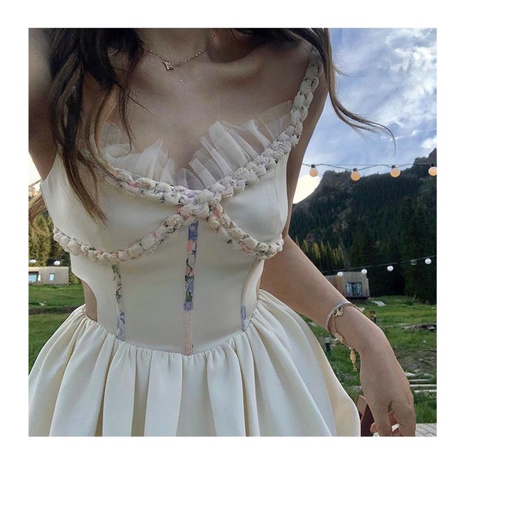 Đầm Công Chúa Hai Dây Ngắn Mỏng Nhẹ Thiết Kế Mới 2021 Cho Nữ