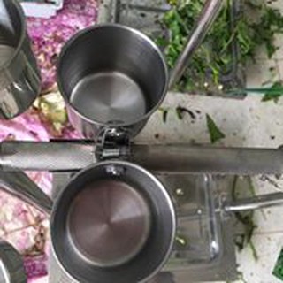 Cóng đựng thức ăn cho chim dạng kẹp